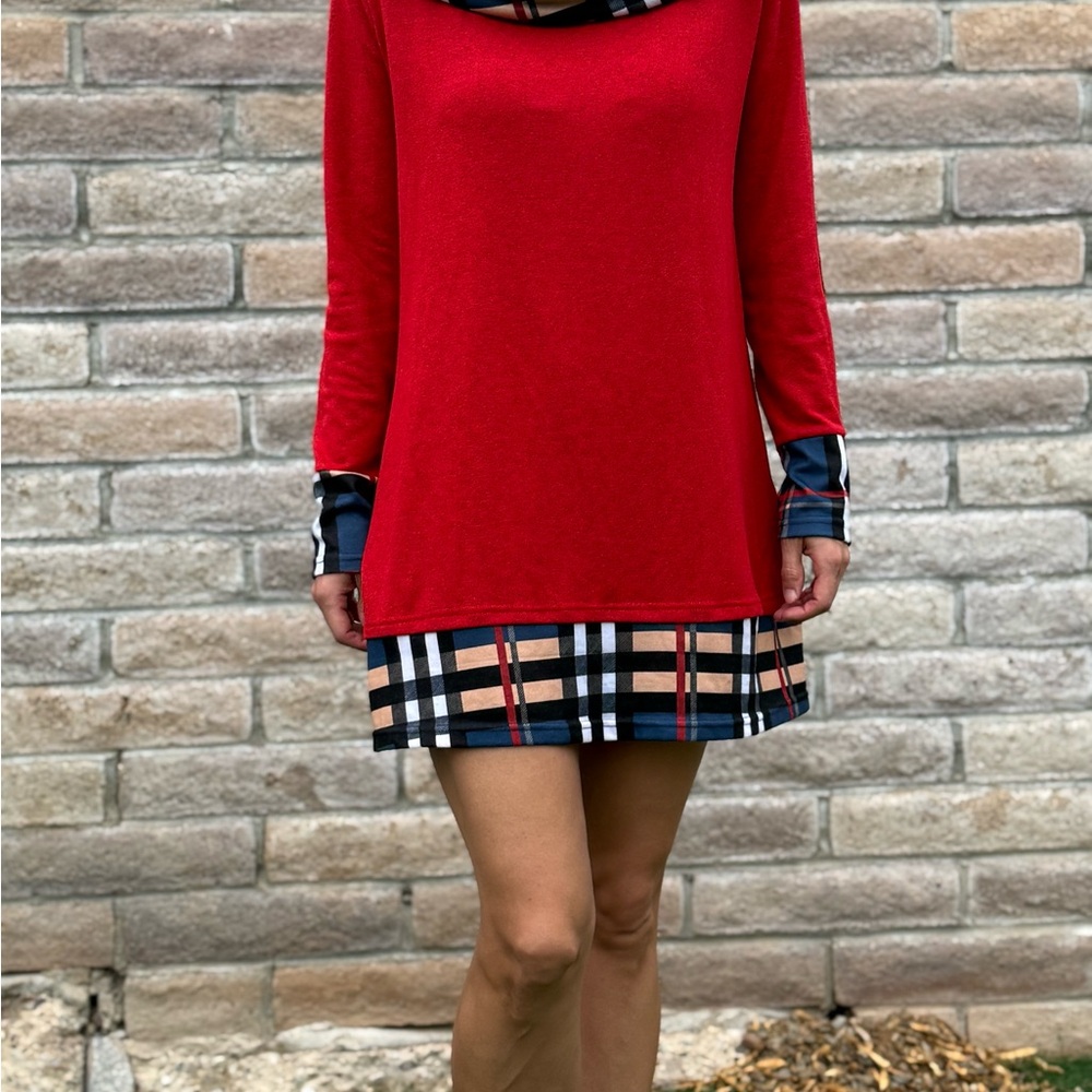 Elegant Red Long Sleeve Dress with Plaid Accents